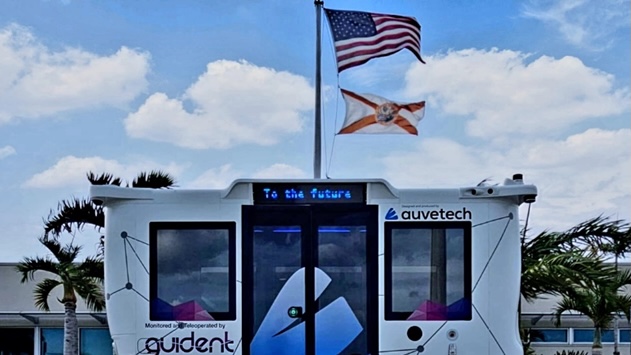 Auve Techi isejuhtivad bussid maandusid USA-s ja saavad vunki juurde thumbnail